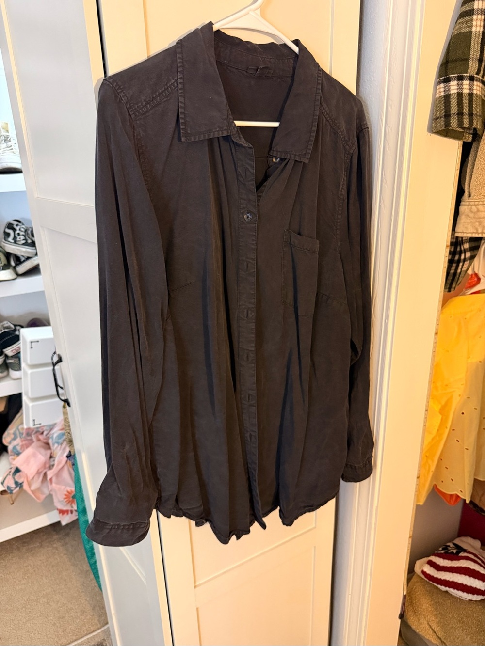 torrid Washed Black Long Sleeve Button-Down Shirt